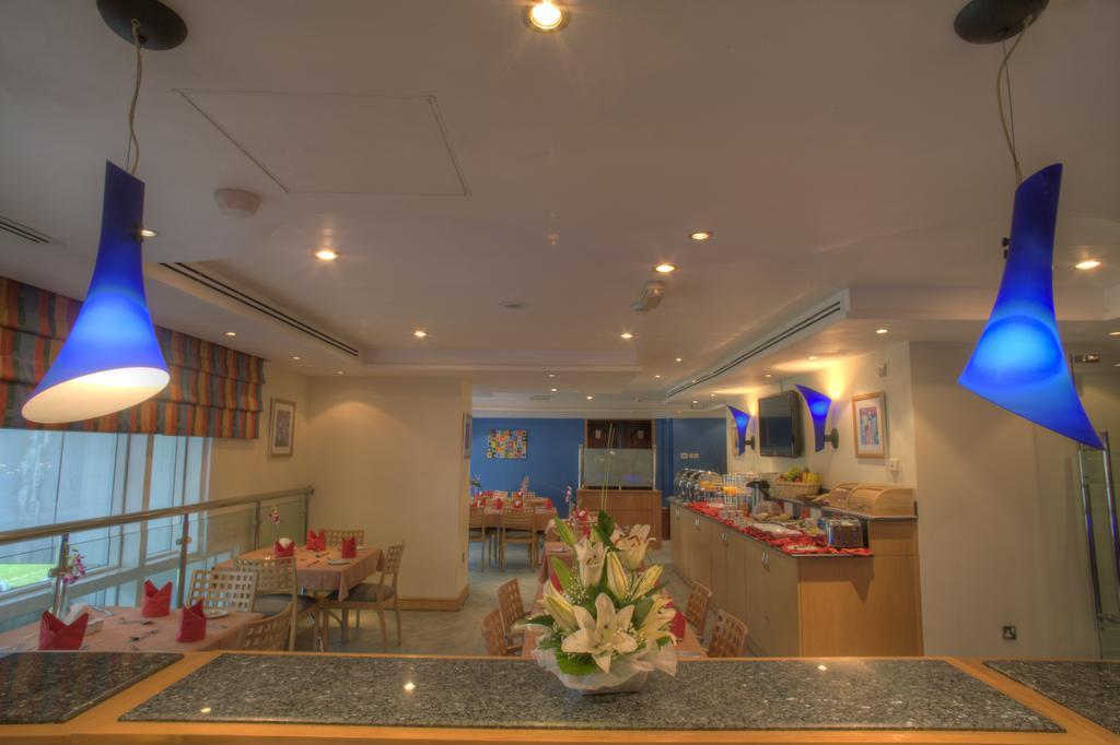 Al Diar Palm Hotel Apartments Abu Dhabi Luaran gambar